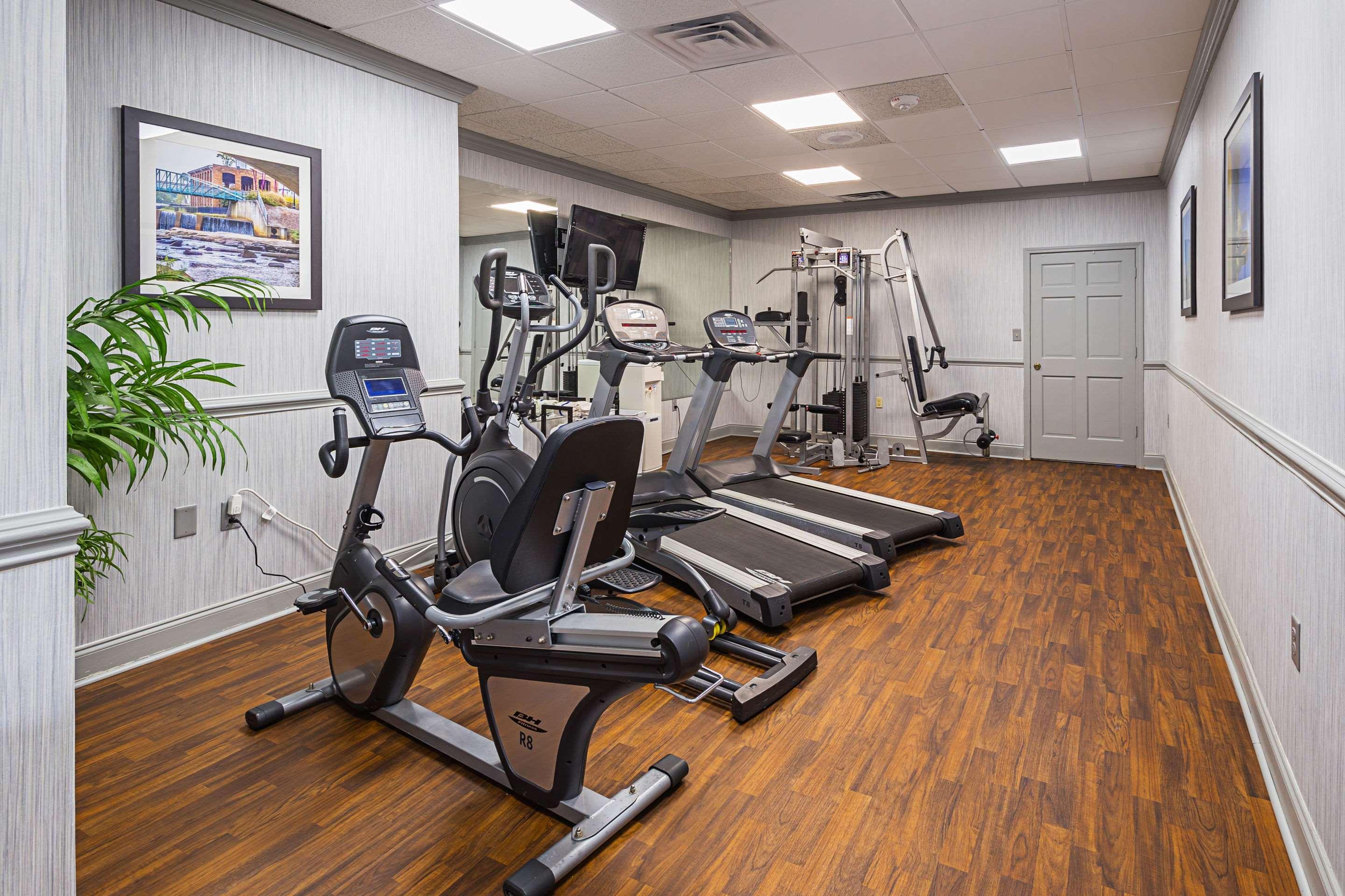 Quality Inn & Suites Greenville - Haywood Mall Esterno foto