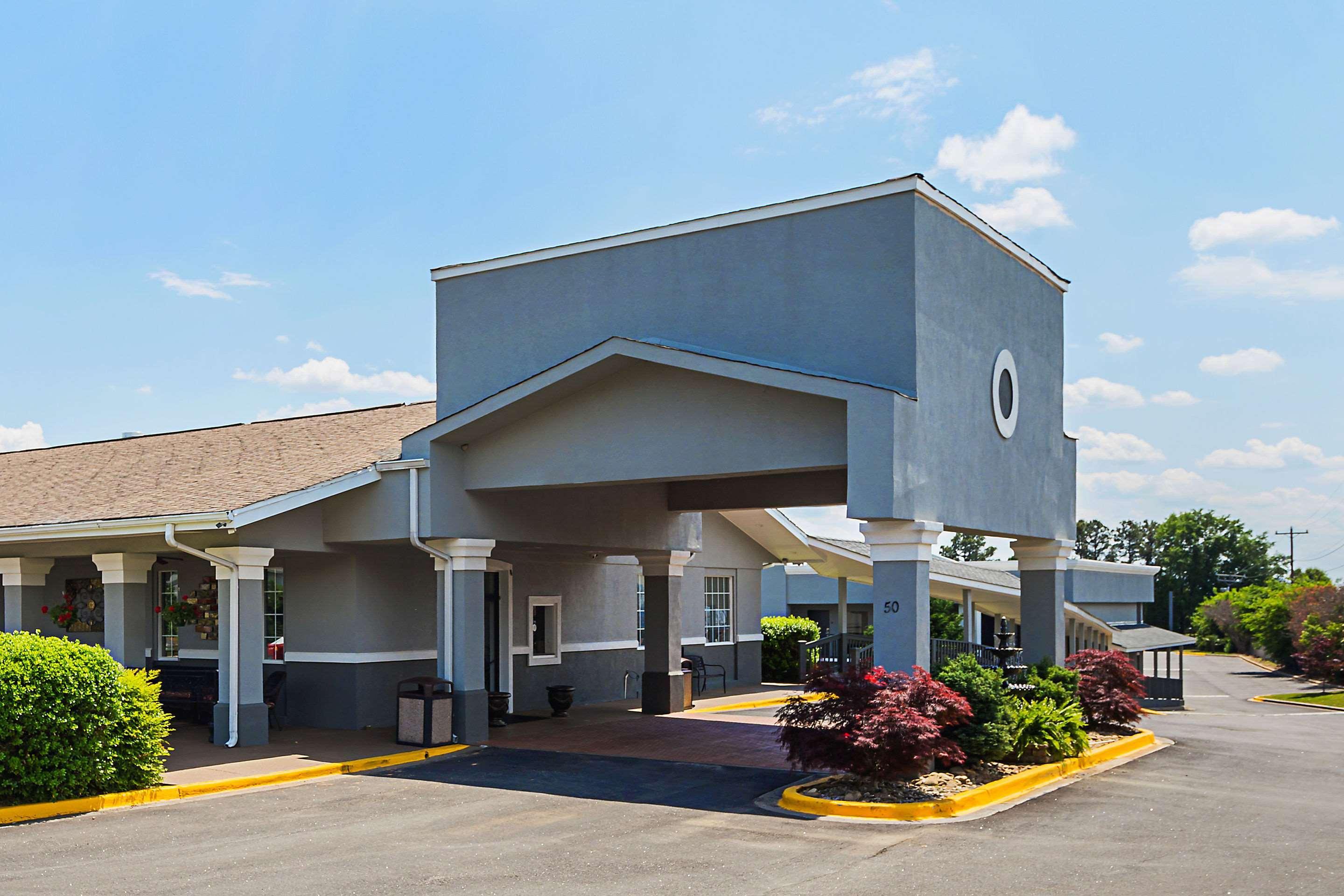 Quality Inn & Suites Greenville - Haywood Mall Esterno foto