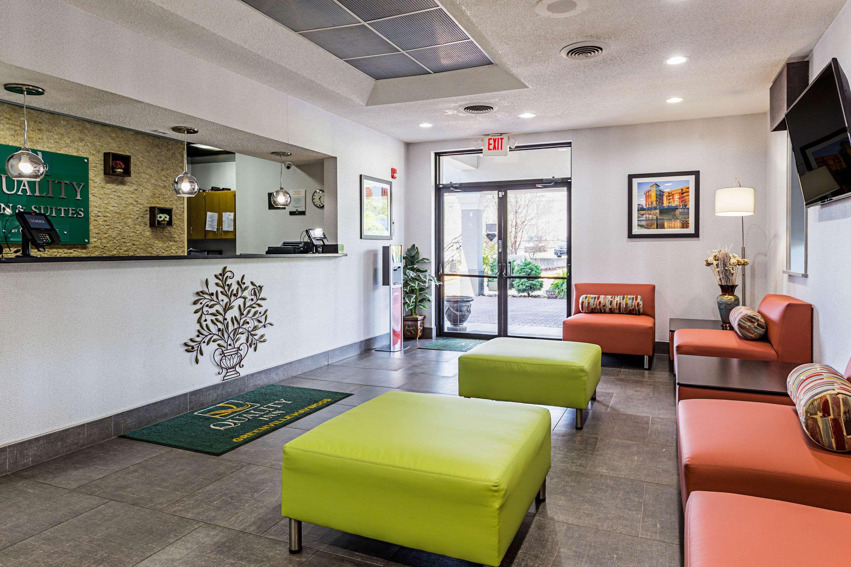 Quality Inn & Suites Greenville - Haywood Mall Esterno foto