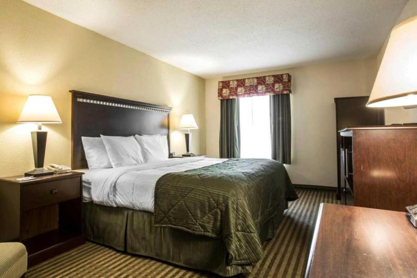 Quality Inn & Suites Greenville - Haywood Mall Esterno foto